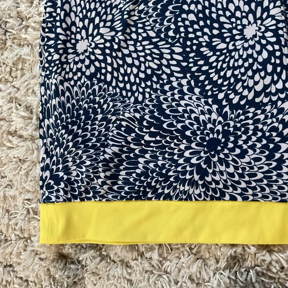 CJ Banks Navy Blue‎ White Floral Burst Shift Dress Yellow Trim 16W